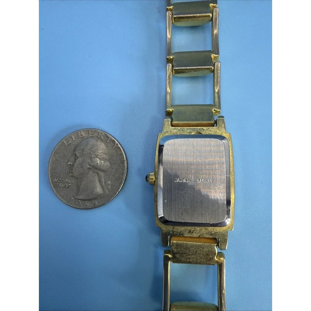 Ladies GIORGIO Beverly Hills Gold Tone Wrist Watch Quartz Runs New Battery! Tank